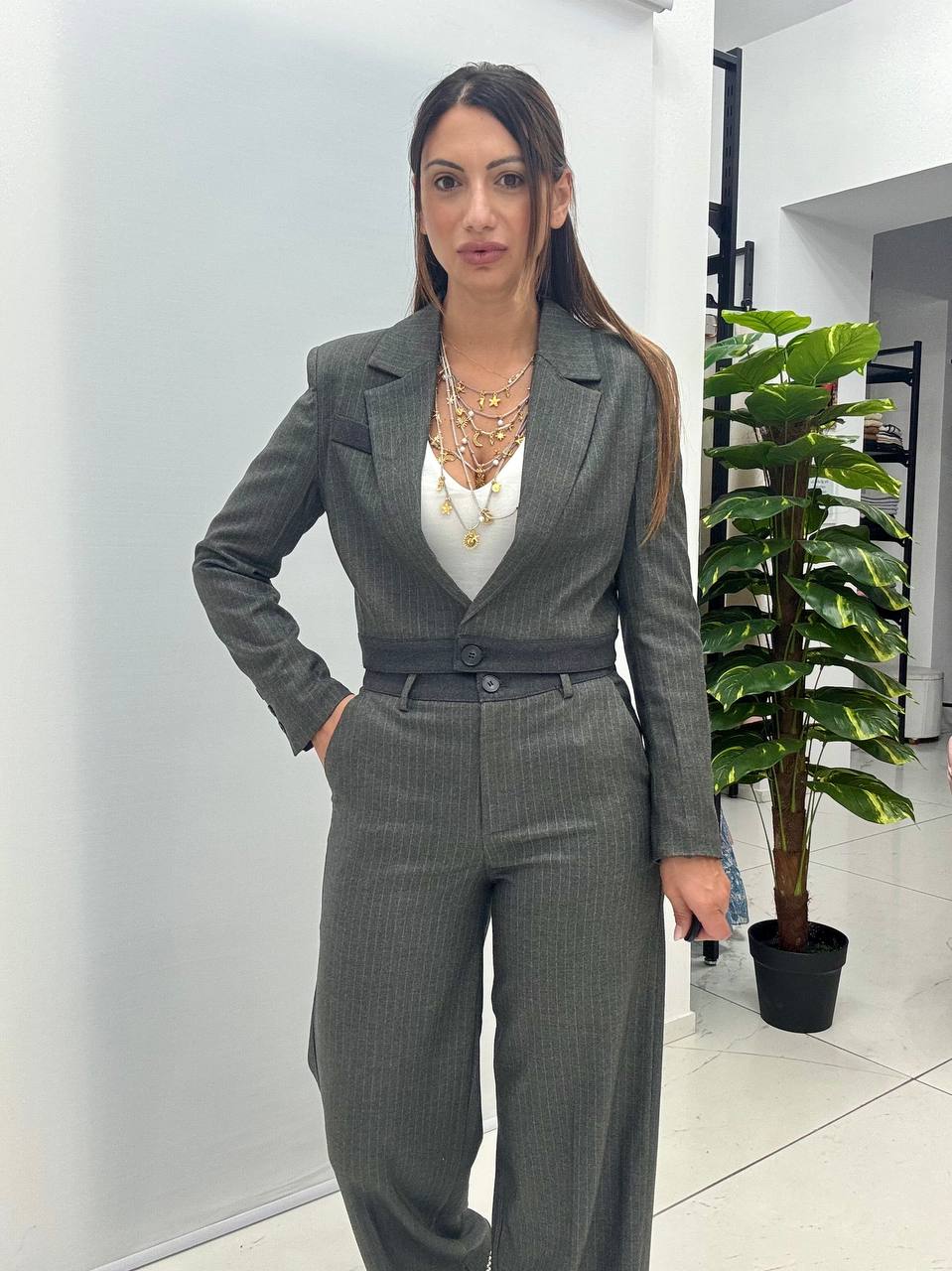 photo_5872773736514571436_y