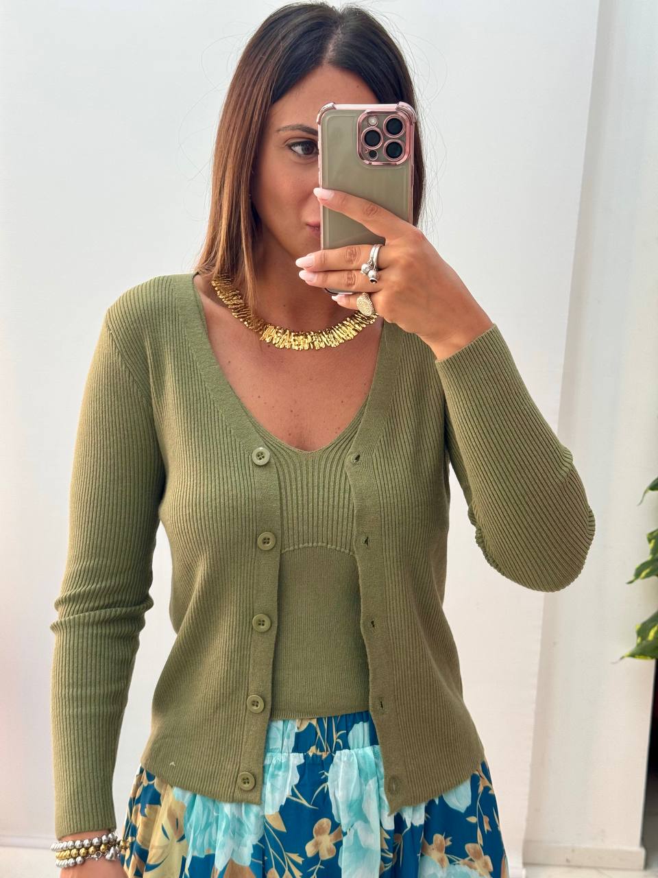 photo_5906963419947455159_y