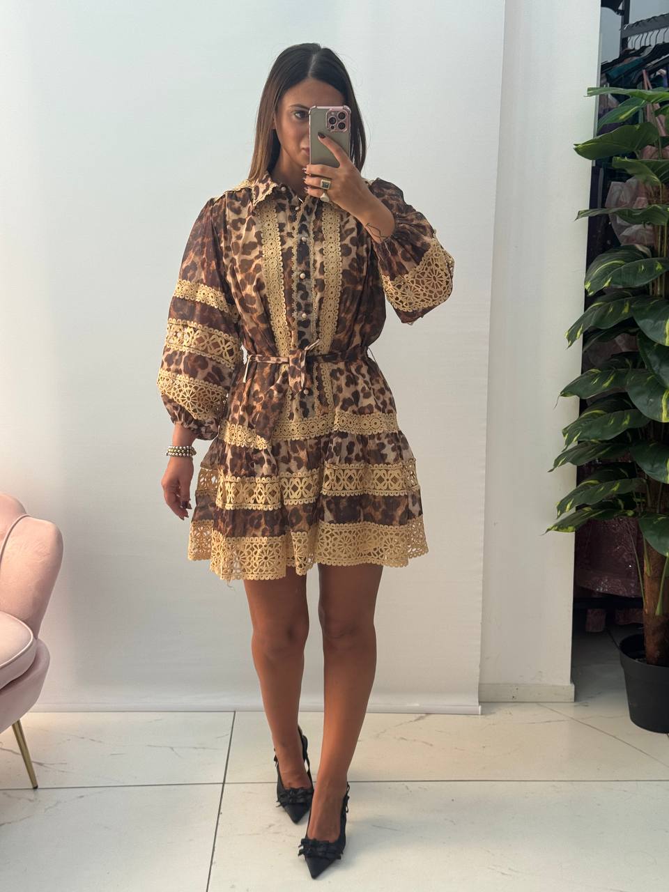 photo_5908964728678501027_y