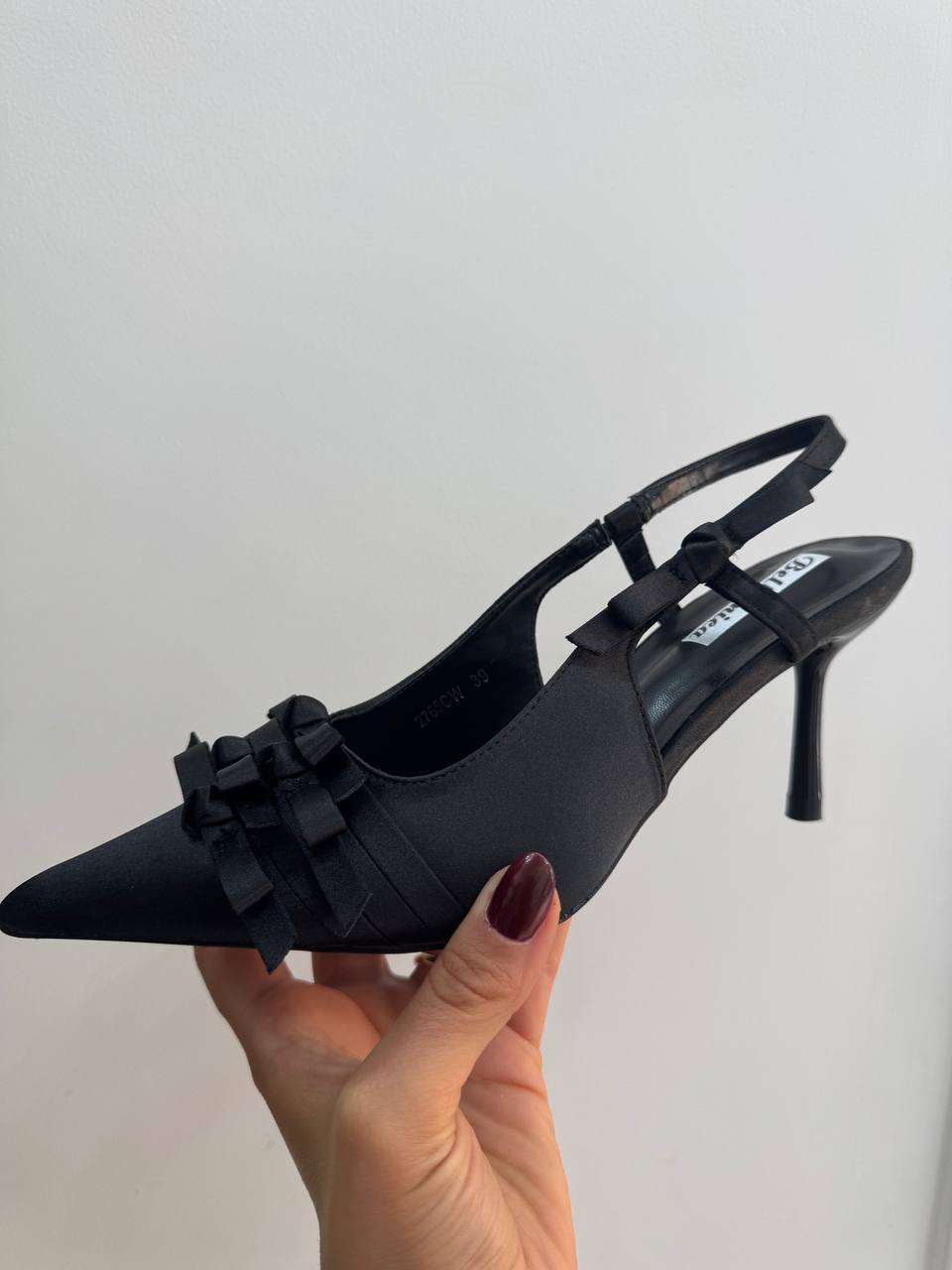 photo_5909215219761138830_y