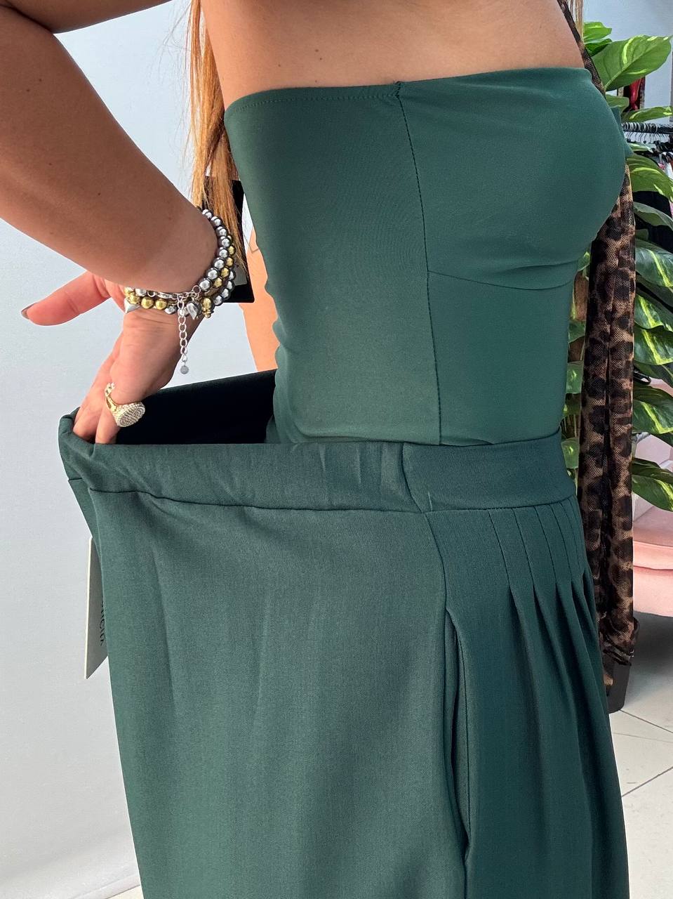 photo_5915762158669516283_y