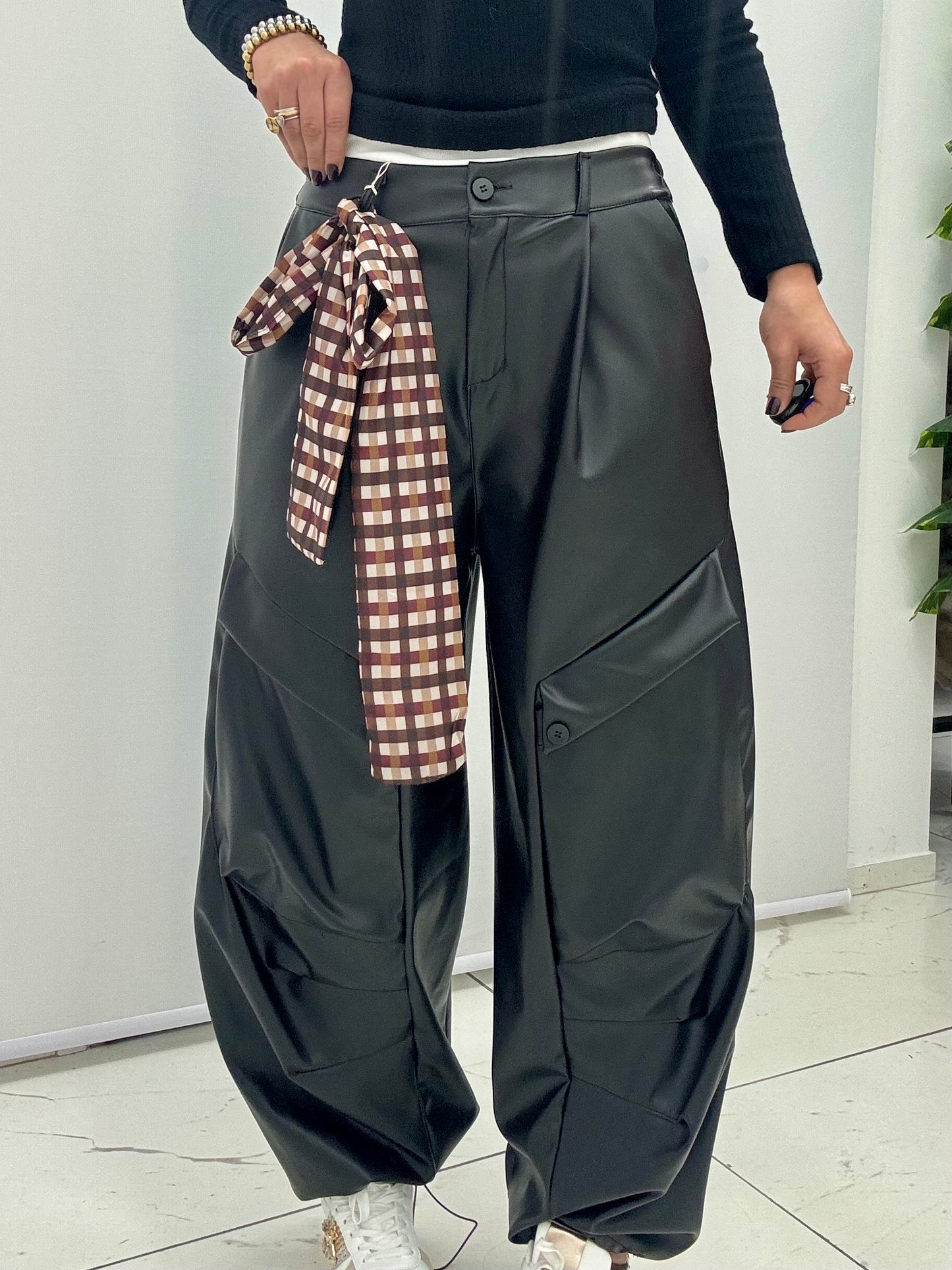 Pantalone Ballon Cargo Ecopelle Nero