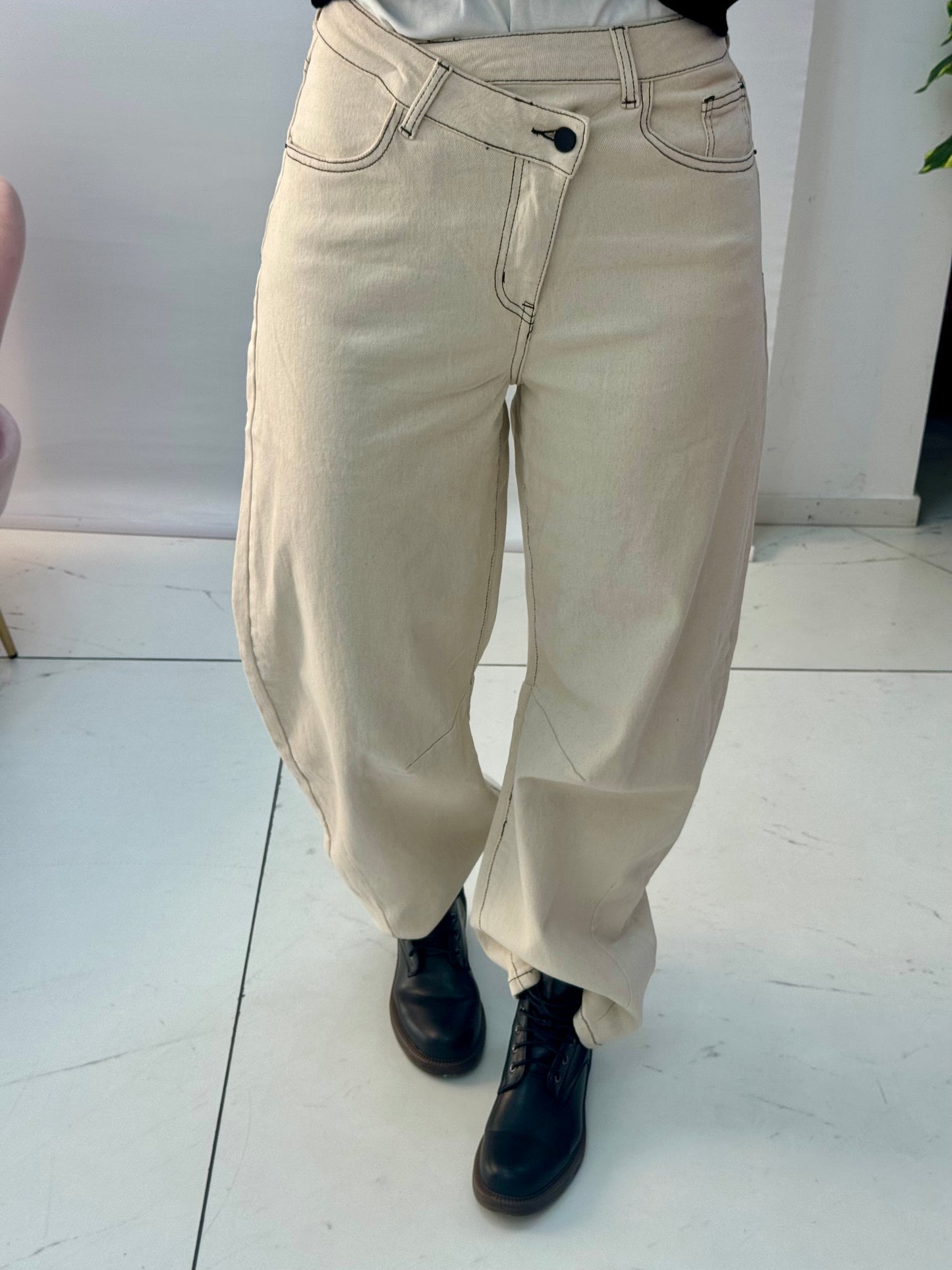 Jeans Ballon Asimmetrico Panna