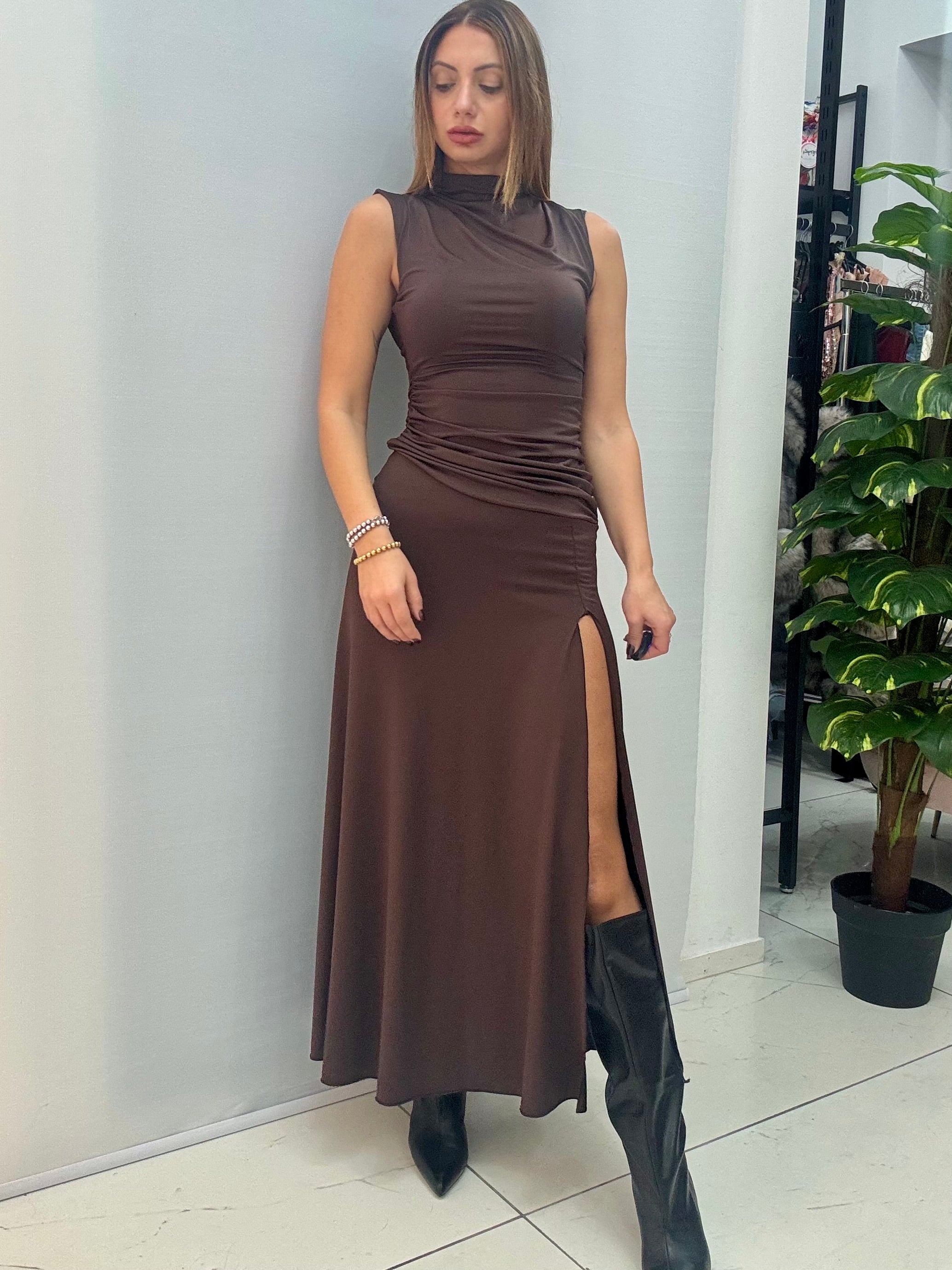 Abito Malaga Marrone