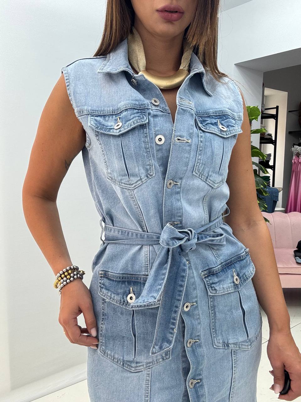 photo_5877290852404027221_y