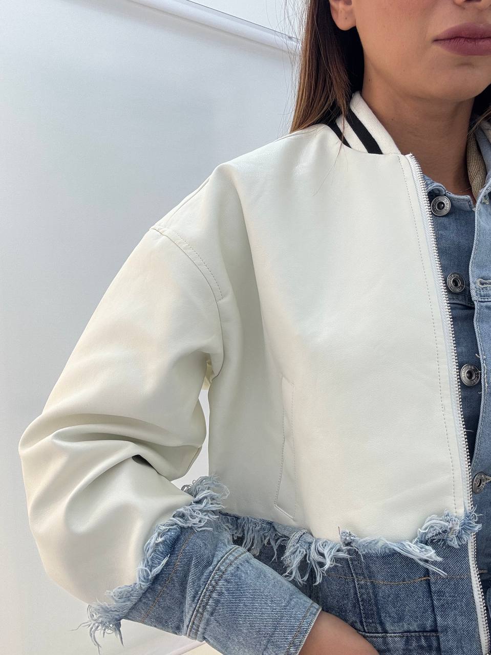 photo_5877290852404027228_y