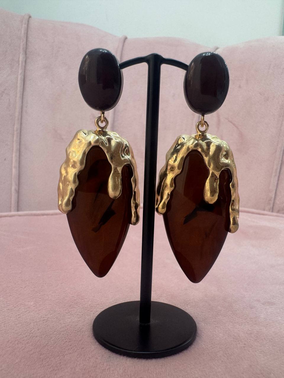 photo_5888963323679066627_y