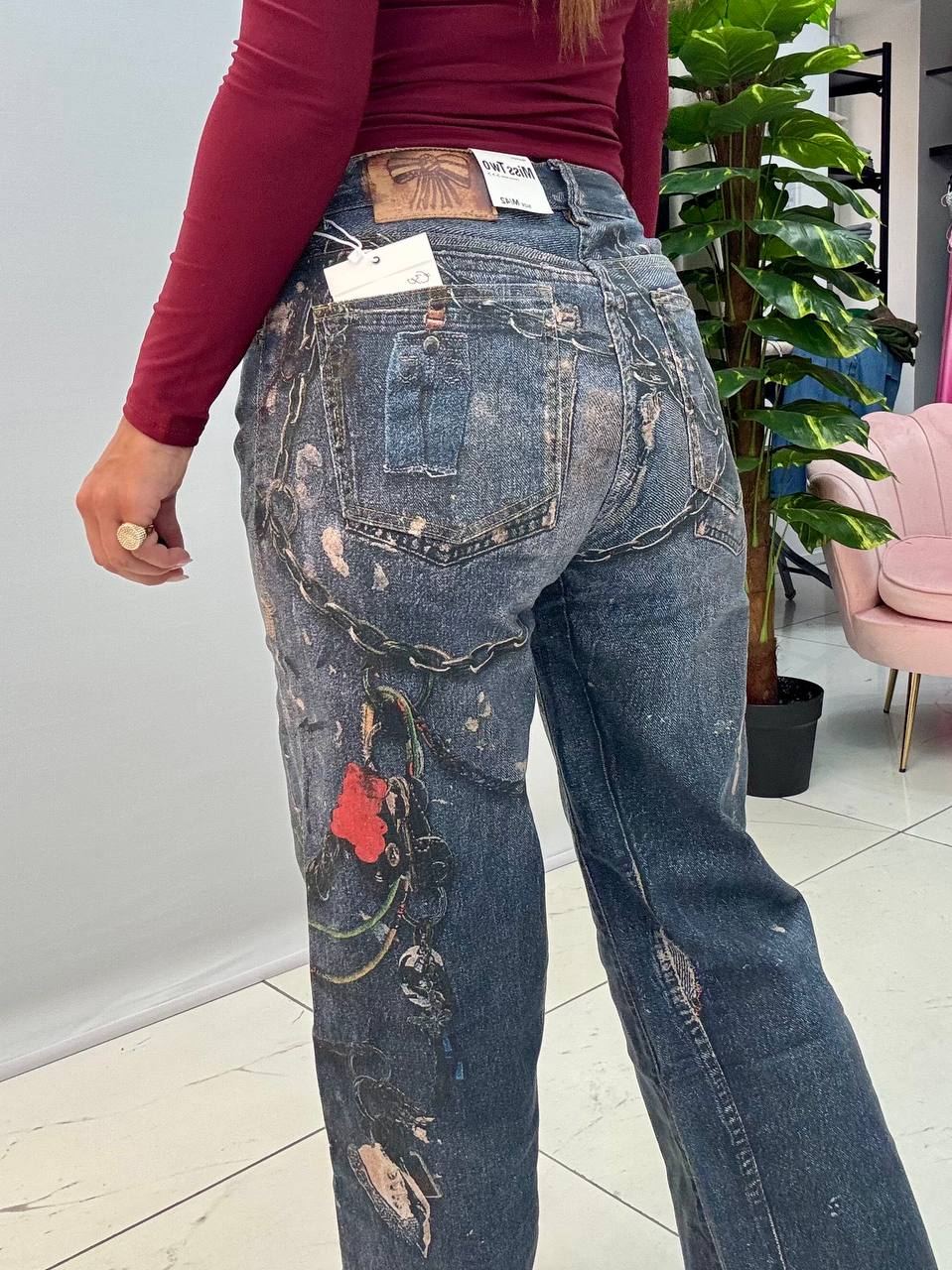 photo_5893046355813847364_y