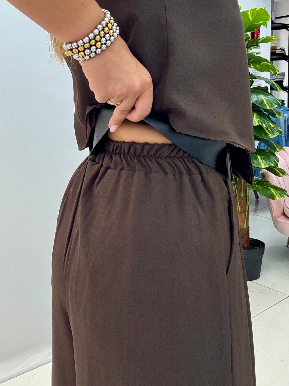 photo_5893046355813847373_y