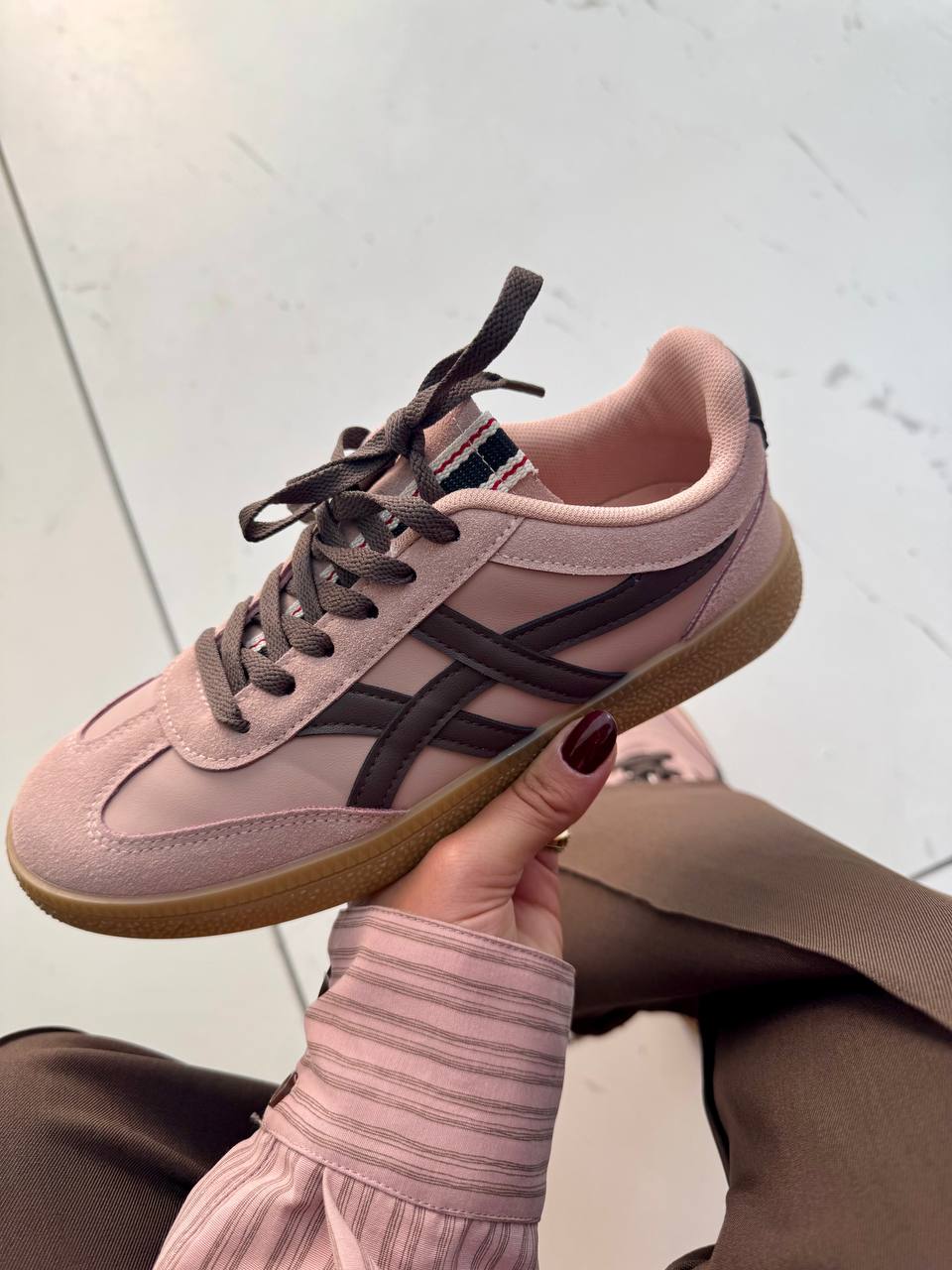 photo_5915762158669516237_y