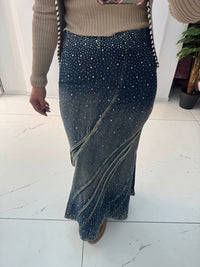 photo_5918013958483200805_y